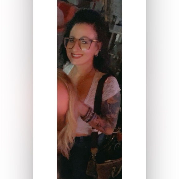 About Me for You 👑🐾🌹🌺💎🛍️🩷💖 - Picture 1 of 11